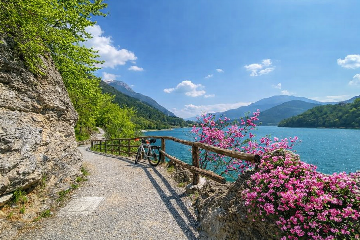 Jezero Ledro v pedálech