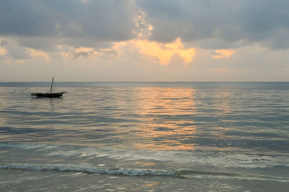 Bamburi Beach