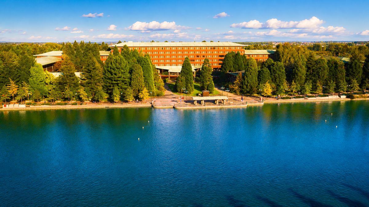 Disney Hotel Sequoia Lodge + vstupenky do Disneyland Paris