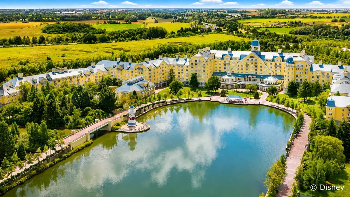 Disney Newport Bay Club + vstupenky do Disneyland Paris