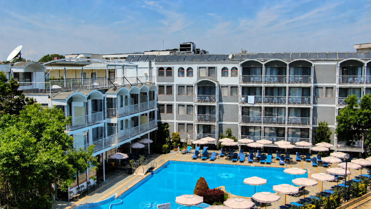 Hotel Longosa