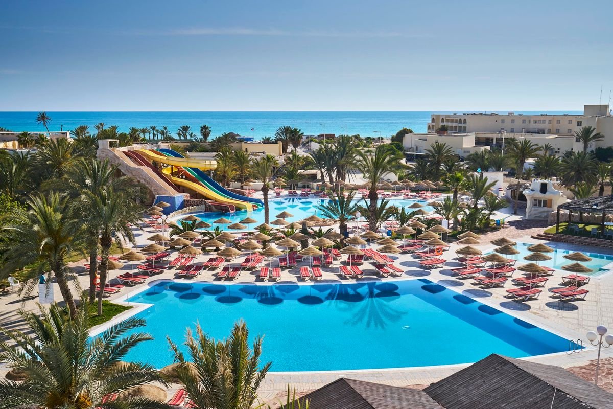 Hotel Les Quatre Saisons & Aqua Park