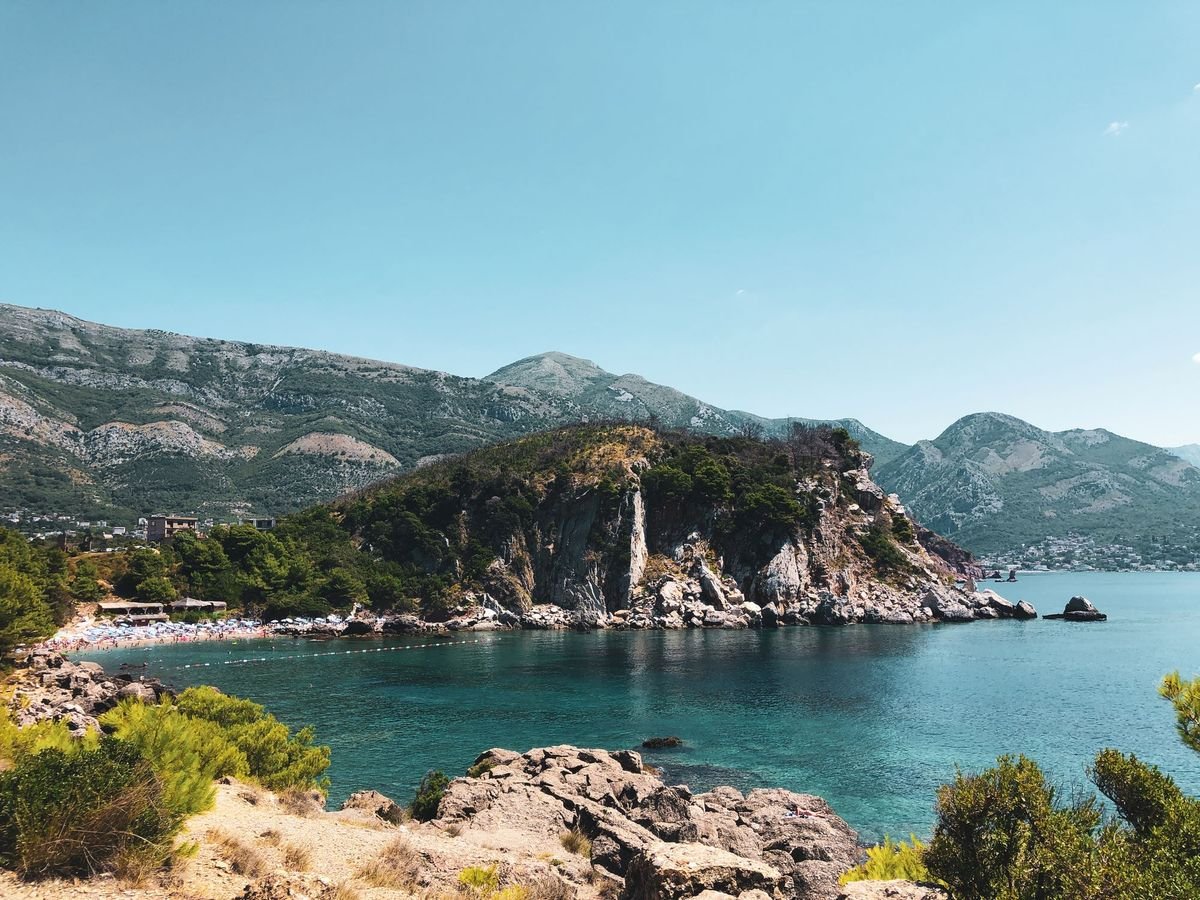 Sutomore