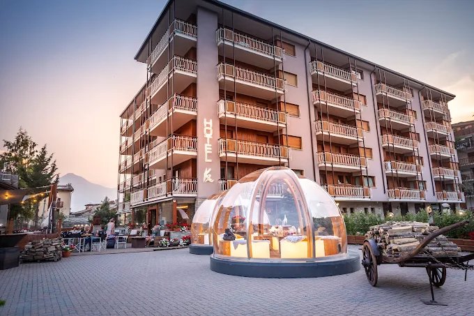 Hotel K2