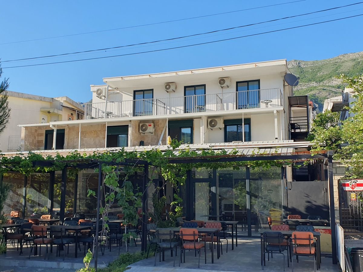 Penzión Sutomoranka