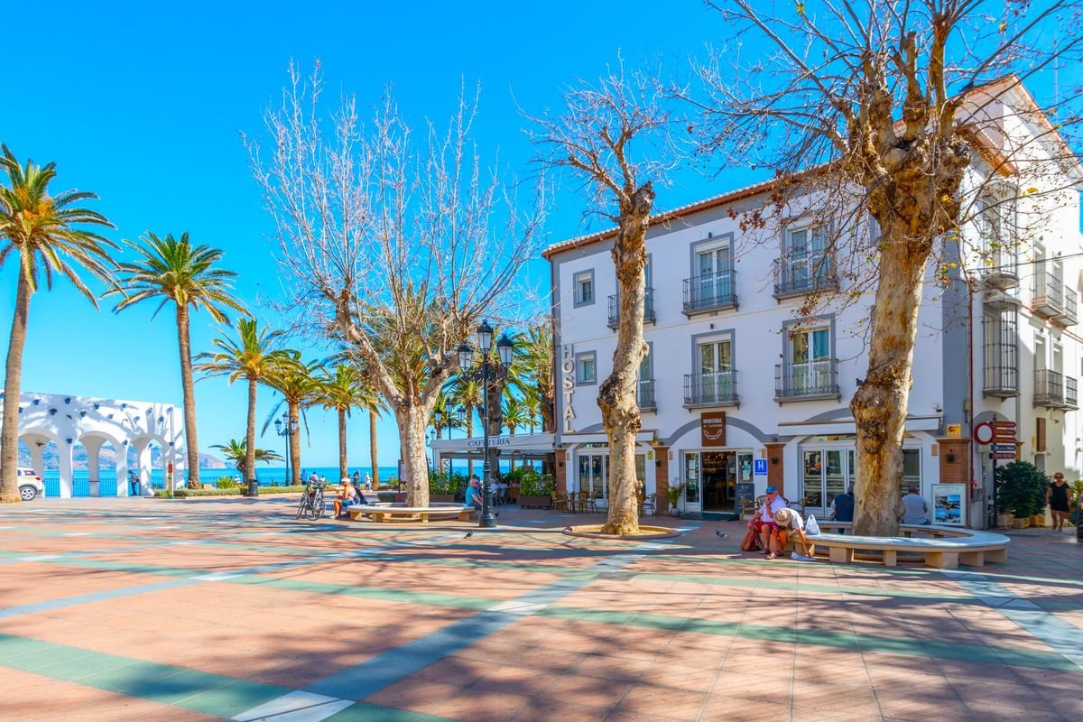 Hostal Marissal by Dorobe
