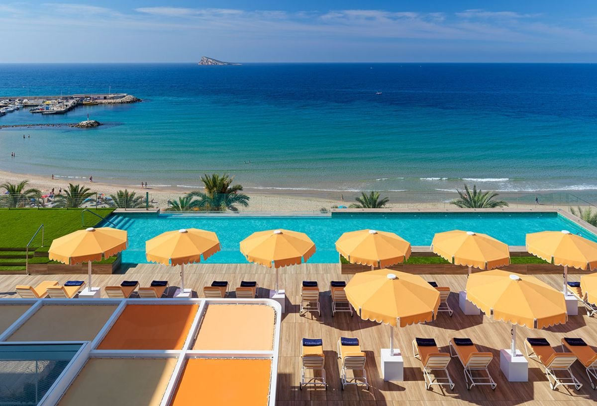 H10 Porto Poniente Hotel
