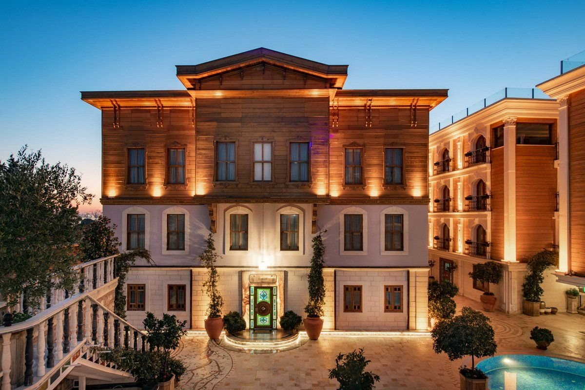 Hotel Seven Hills Palace and Spa