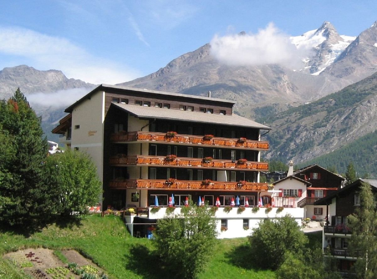 Hotel Bristol