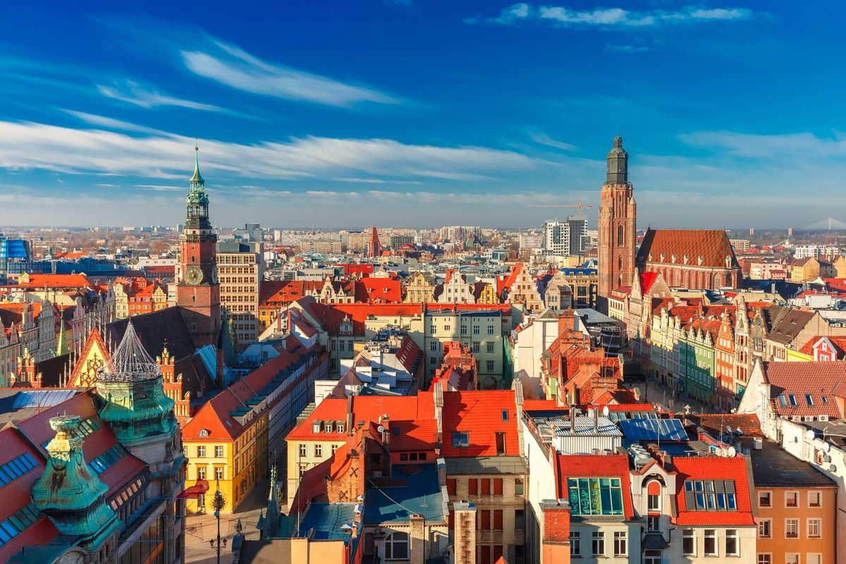 Vlakom do Vratislavi za históriou aj modernou architektúrou