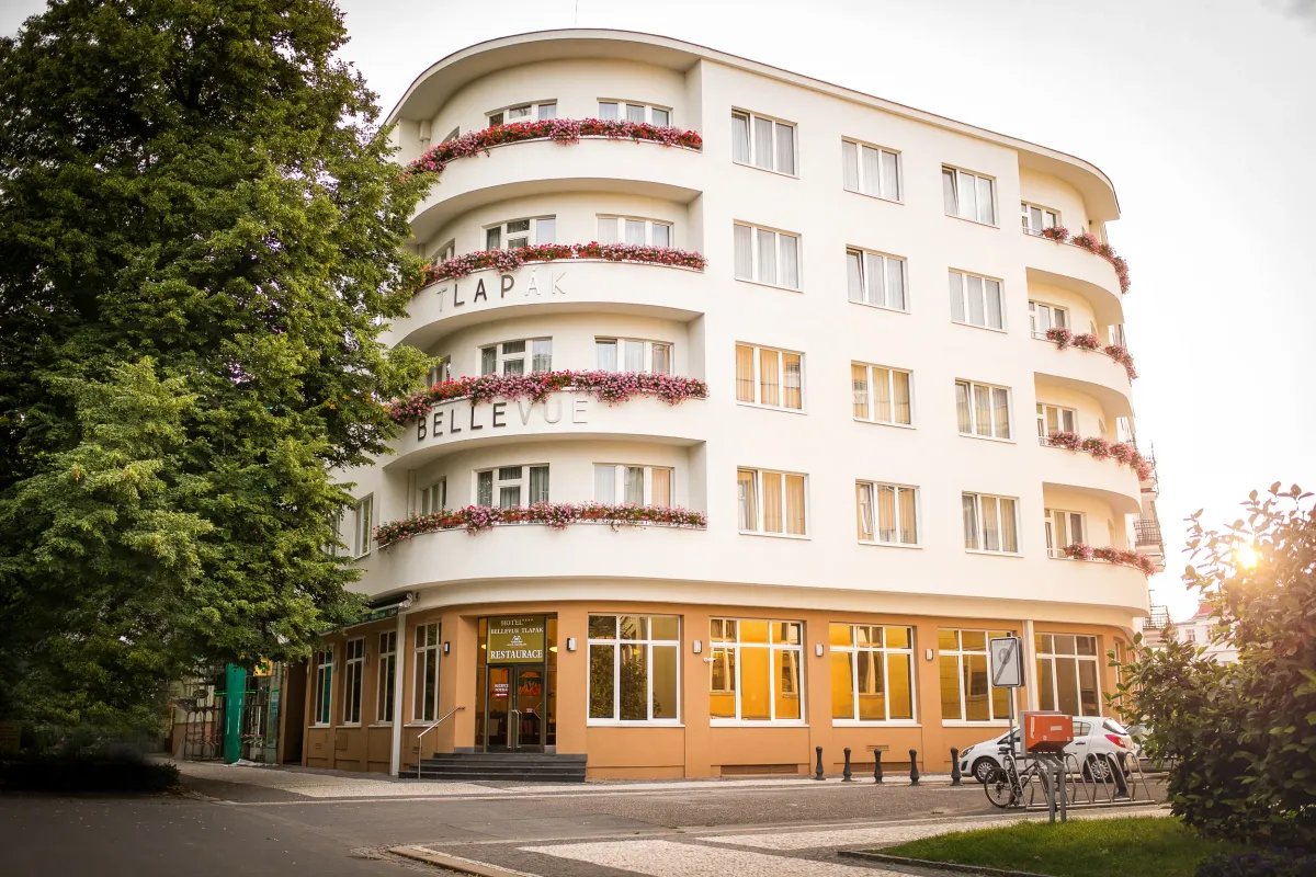 Hotel Bellevue Tlapák