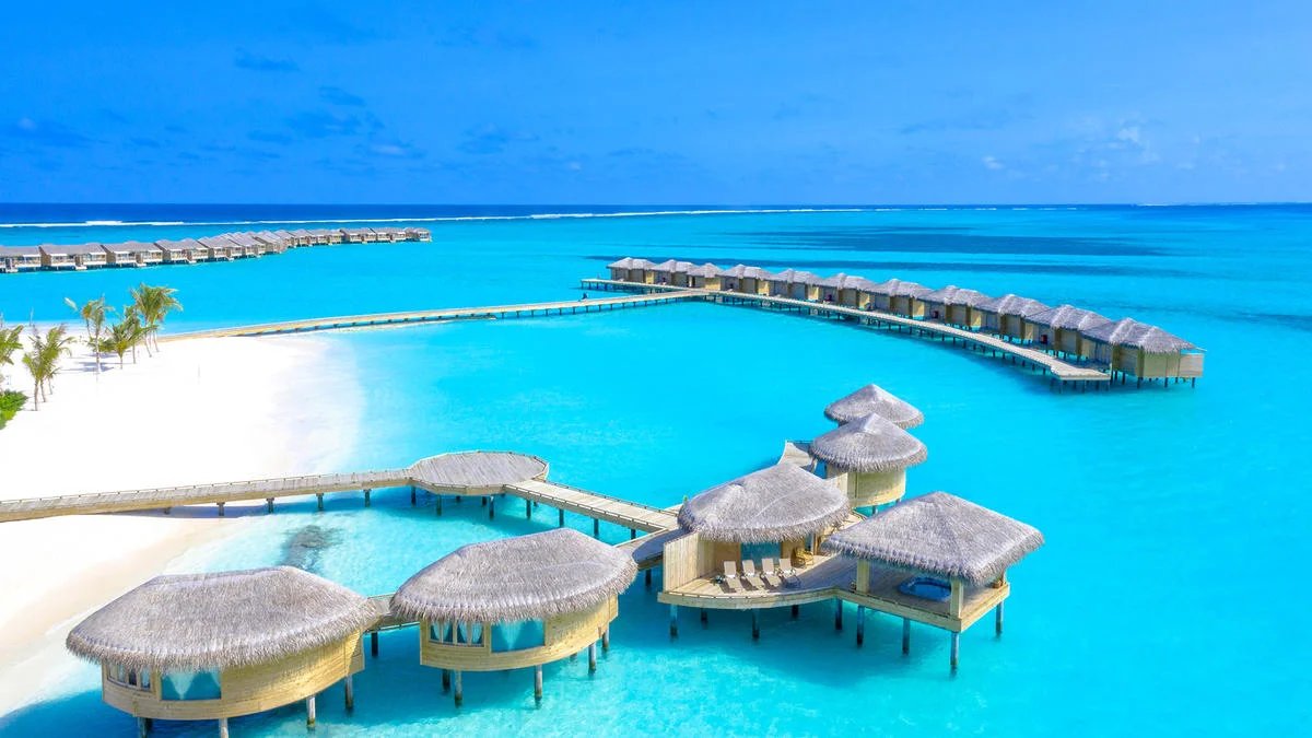 Hotel You & Me by Cocoon Maldives