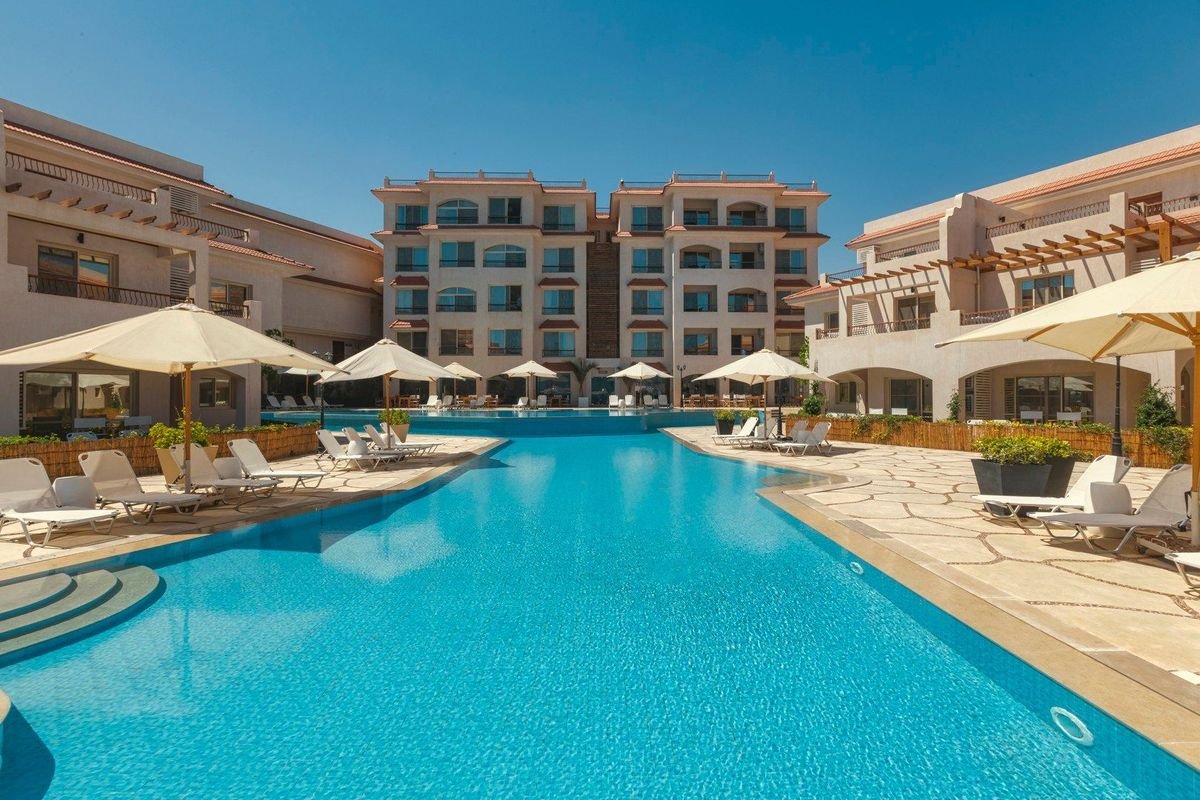 Hotel Aqua Heneish Beach Resort