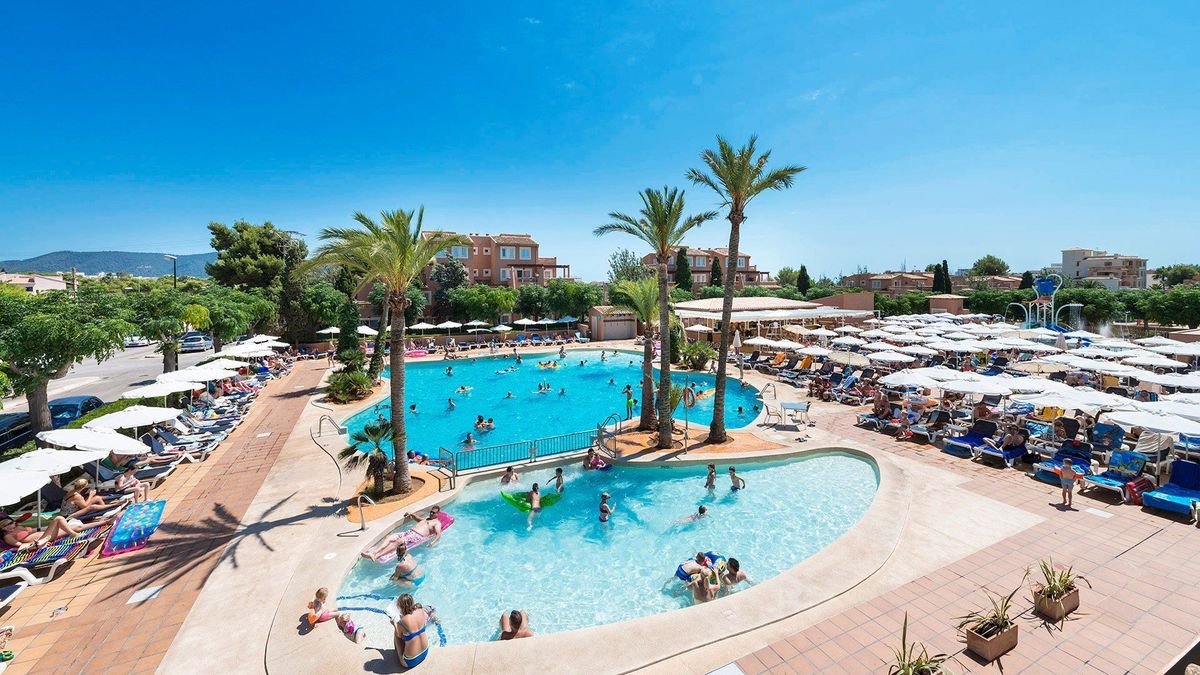 Aparthotel Ciudad Laurel