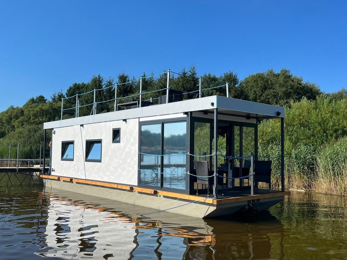 Zážitkový pobyt na hladine Lipna v hausbóte