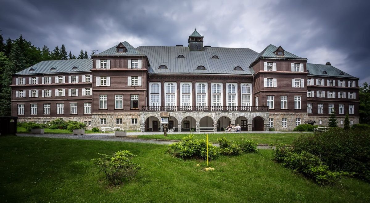 Kúpeľné domy Horské Lázně