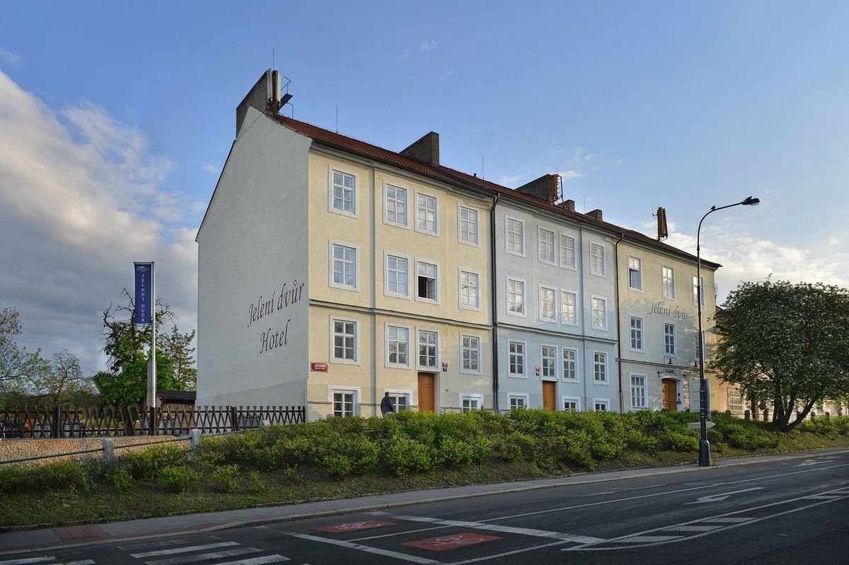 Hotel Jelení Dvůr