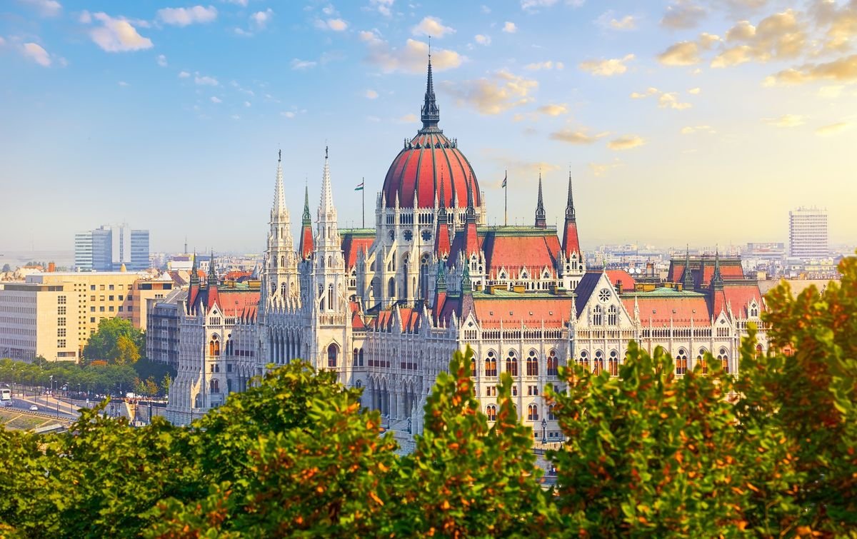Budapešť vlakom – medzi Budínom a Pešťou