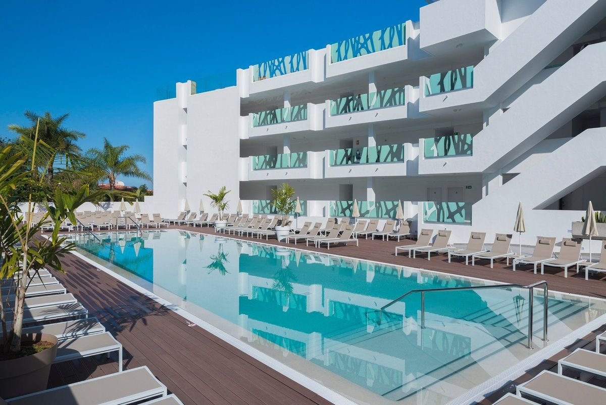 Atlantic Mirage Suites