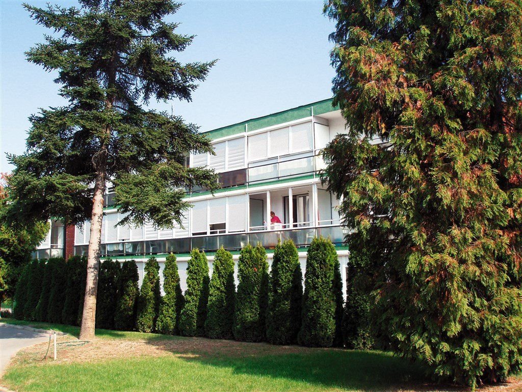 Apartmánový dom Tavasz