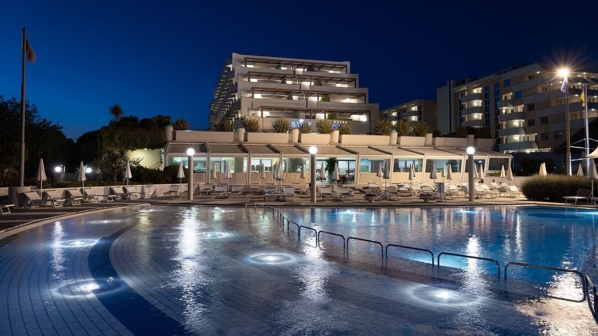 Savoy Beach Hotel & Thermal SPA