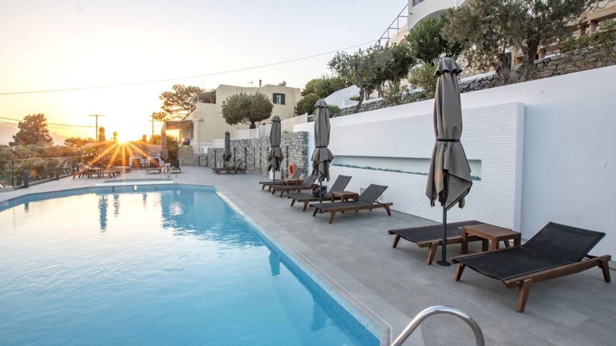 Anthemis Apartments