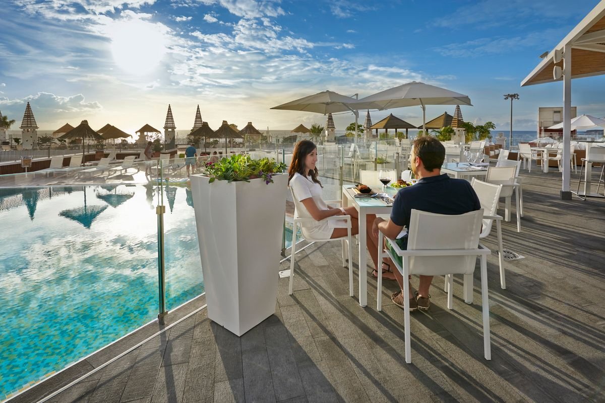 Hotell Flamingo Beach Mate