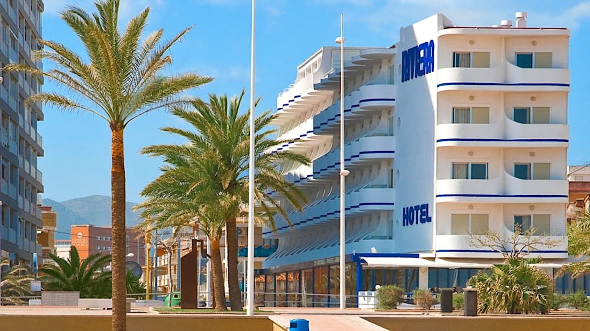RH Riviera (+16)