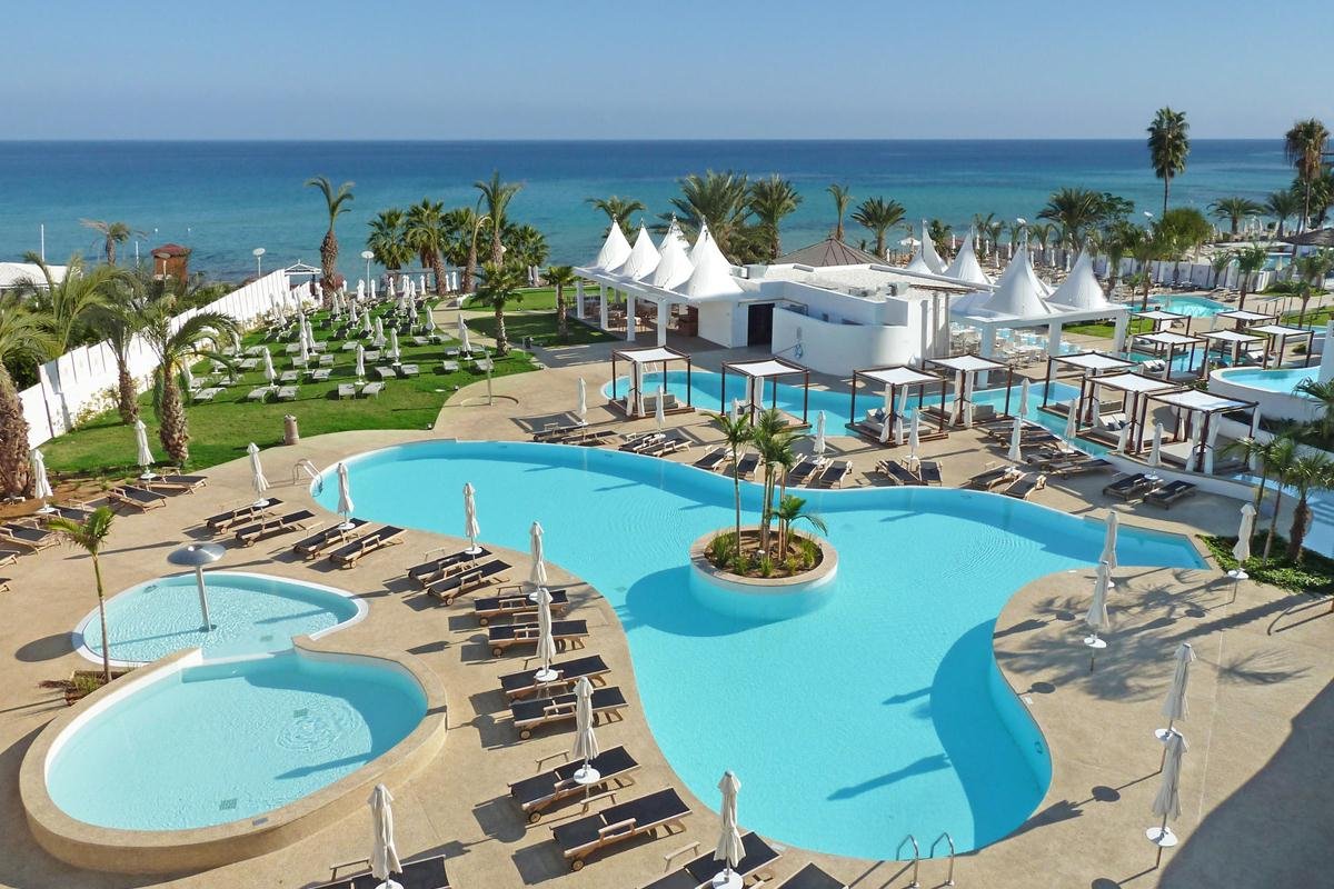 Sunrise Pearl Hotel & Spa