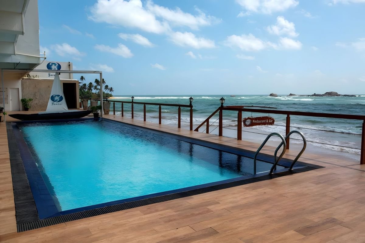 Hotel Coral Rock by Bansei