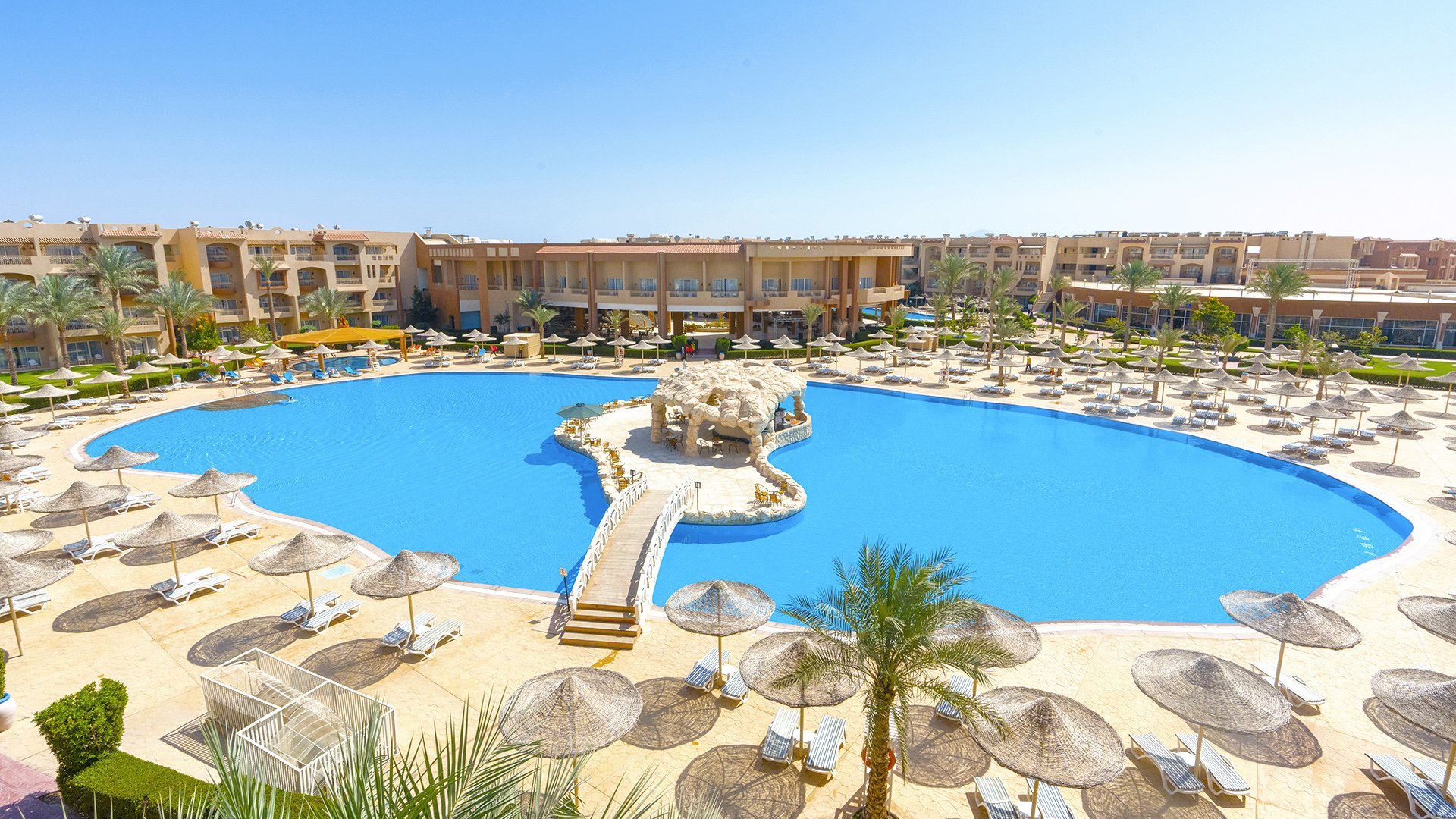 Parrotel Lagoon Waterpark Resort