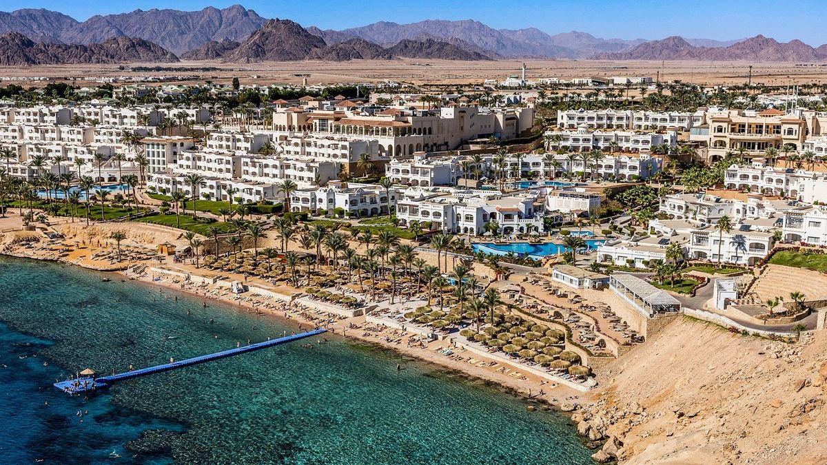 Hotel Continental Plaza Beach Resort