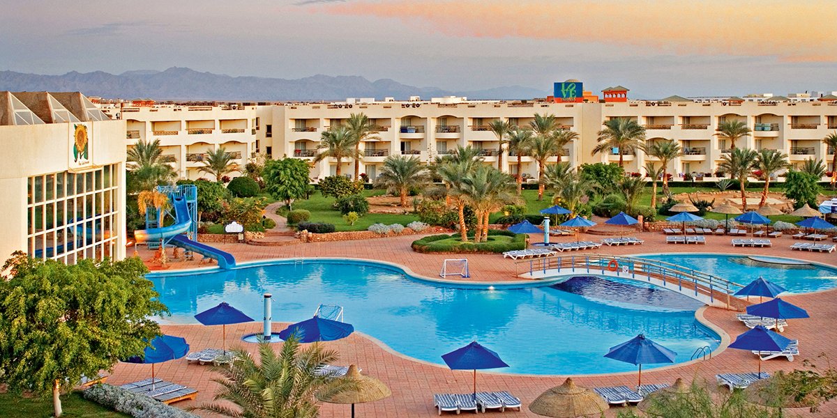 Hotel Aurora Oriental Resort