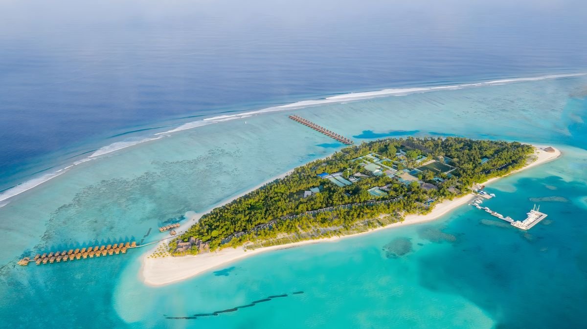Meeru Island Resort & Spa