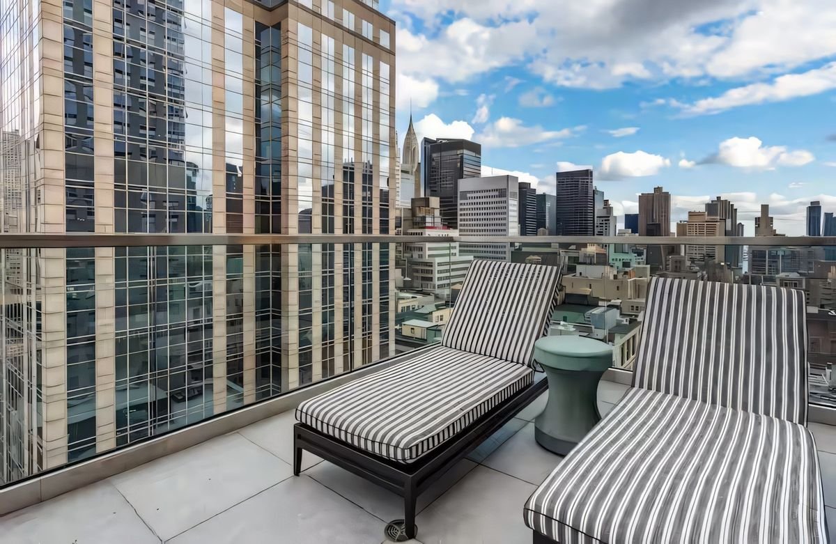 Hotel The Draper New York, Tapestry Collection by Hilton