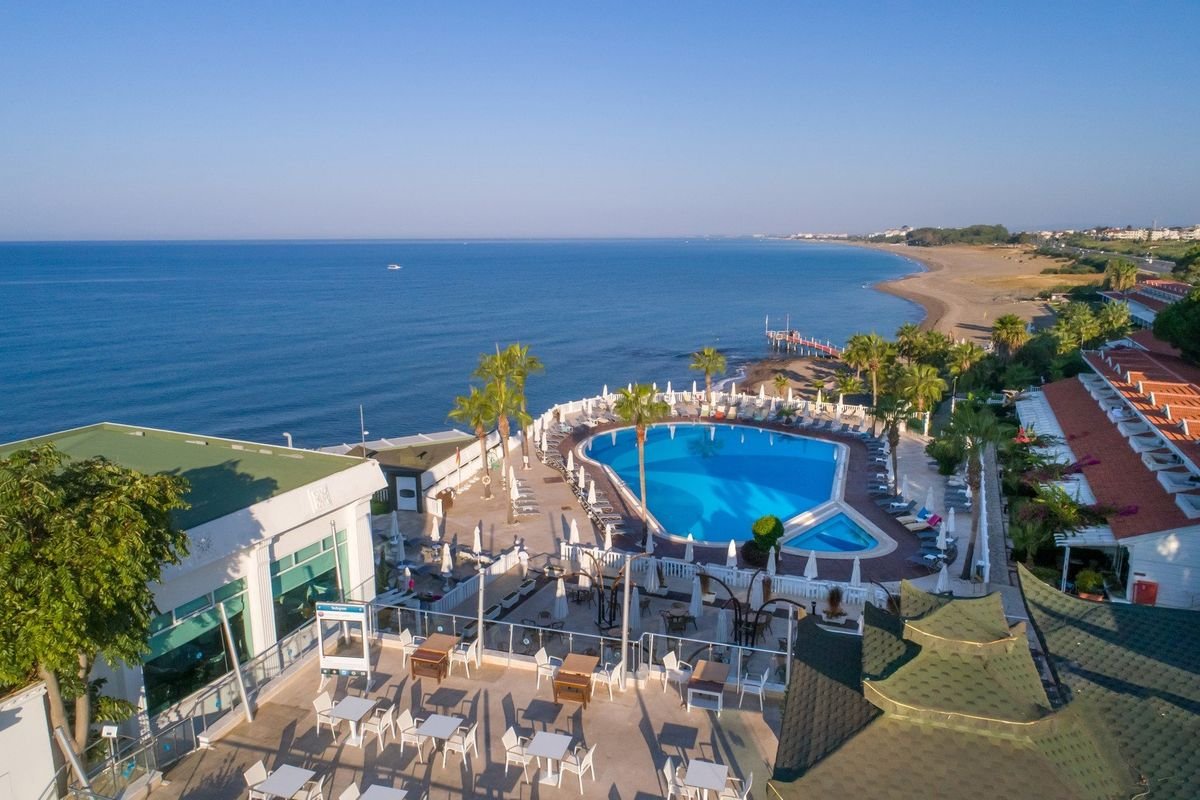 Hotel Flora Garden Beach Side