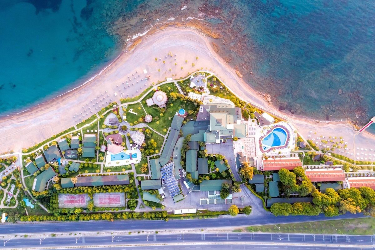 Hotel Flora Garden Beach Side