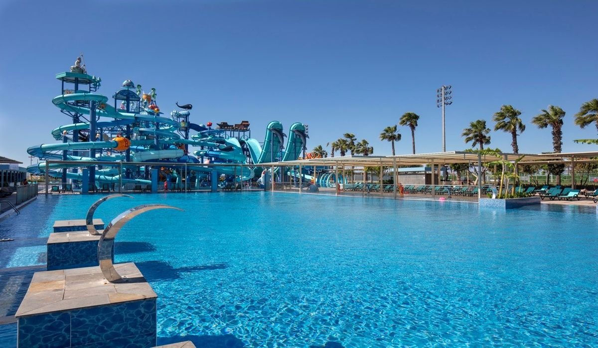 Hotel Nirvana Cosmopolitan