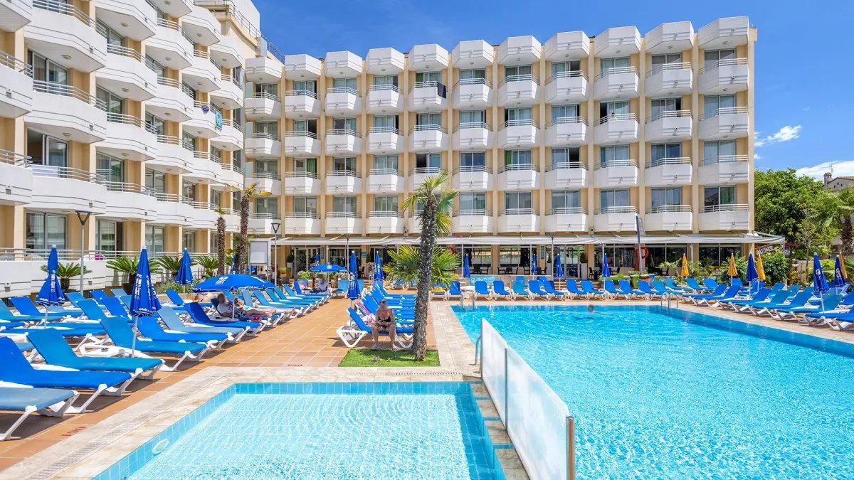 Hotel GHT Oasis Tossa & Spa