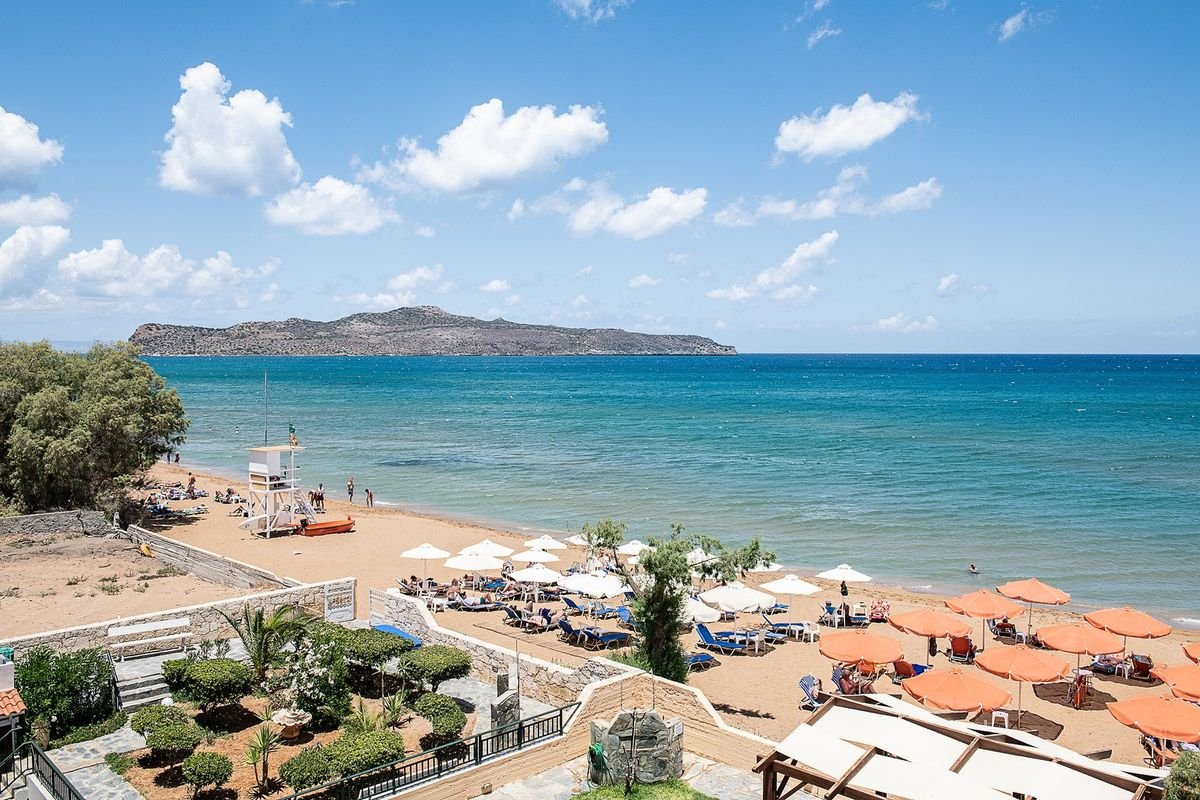 Lia Beach by Creta Palm