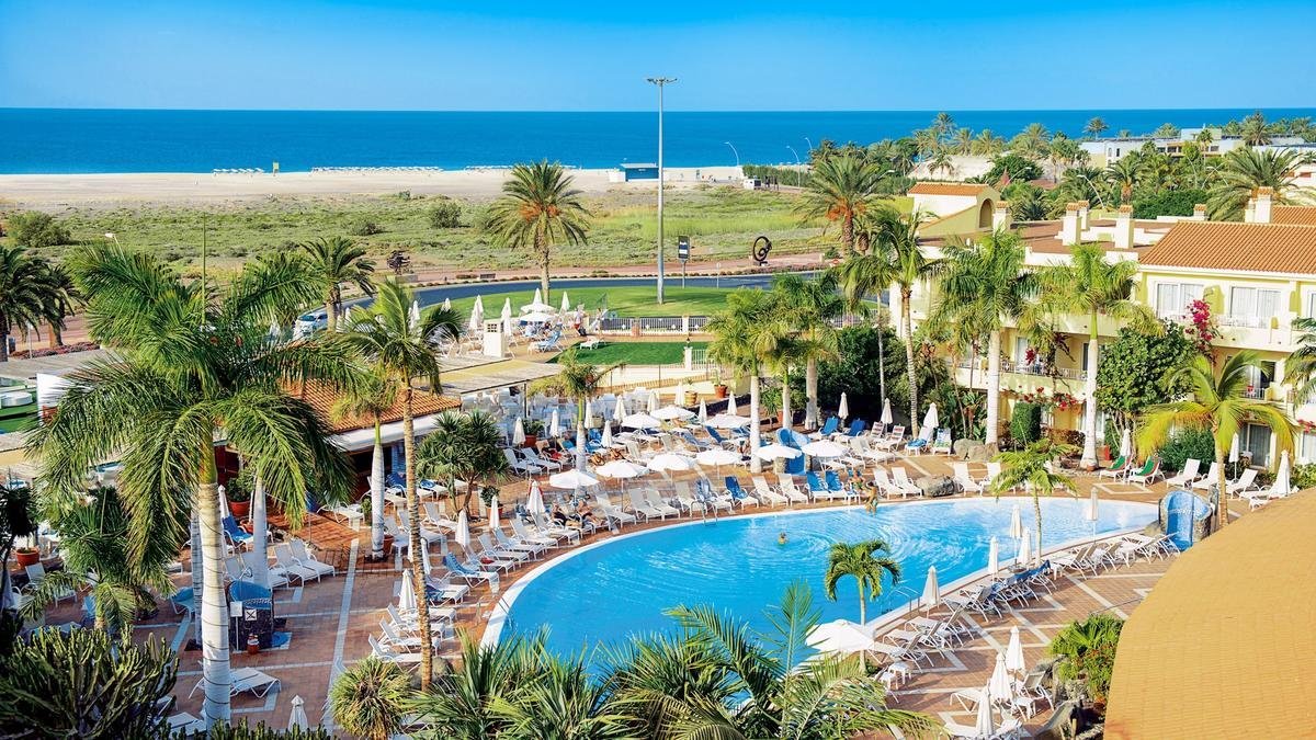 R2 Buganvilla Hotel & Spa