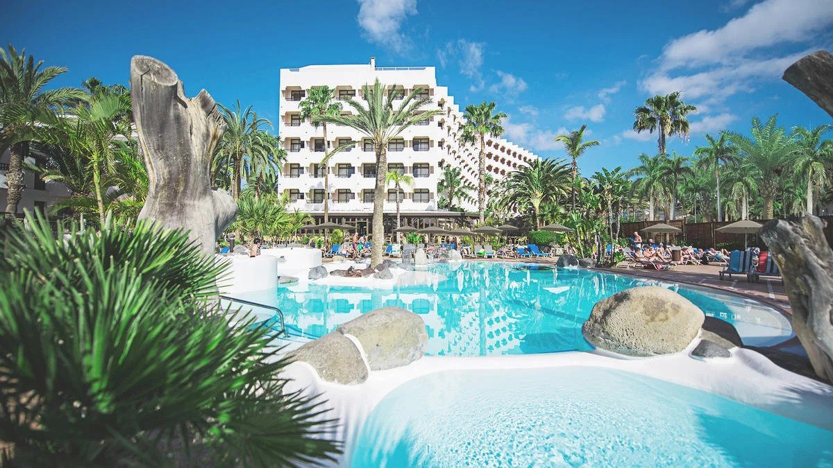 Corallium Beach By Lopesan Hotels