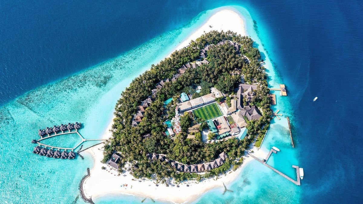 Fihalhohi Island Resort