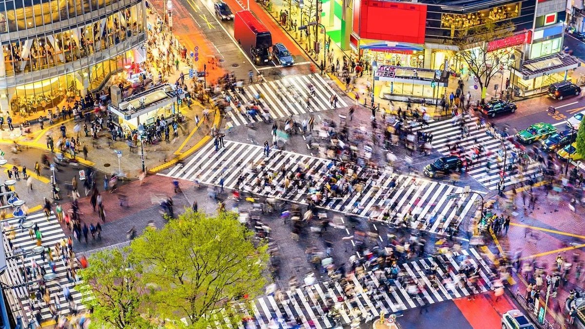 Japán körút - Ahol a neonfény a múltra vetül