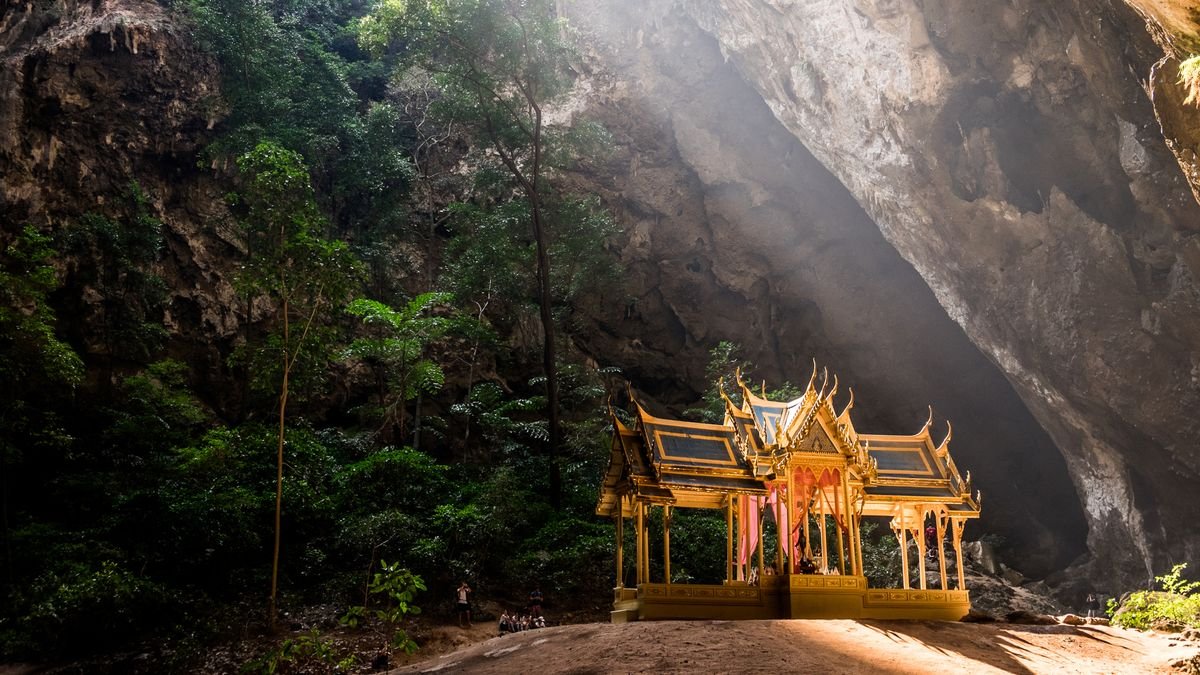 Park Narodowy Erawan i jaskinia Phraya Nakorn