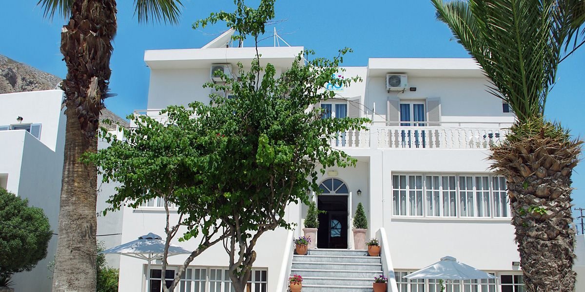 Kamari Blu Boutique Hotel