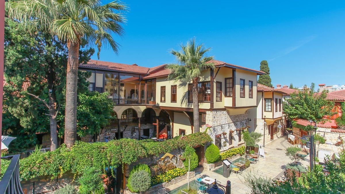 Alp Pasa Hotel
