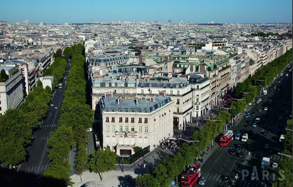 Hôtel Plaza Elysées