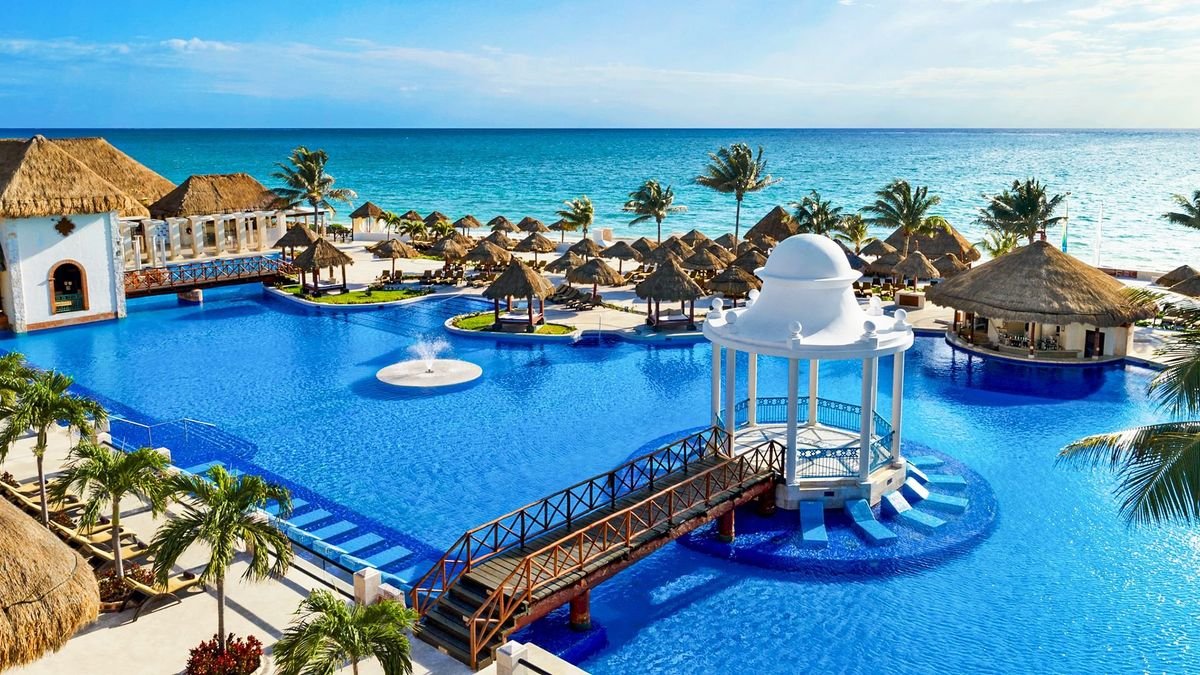Dreams Sapphire Resort & Spa