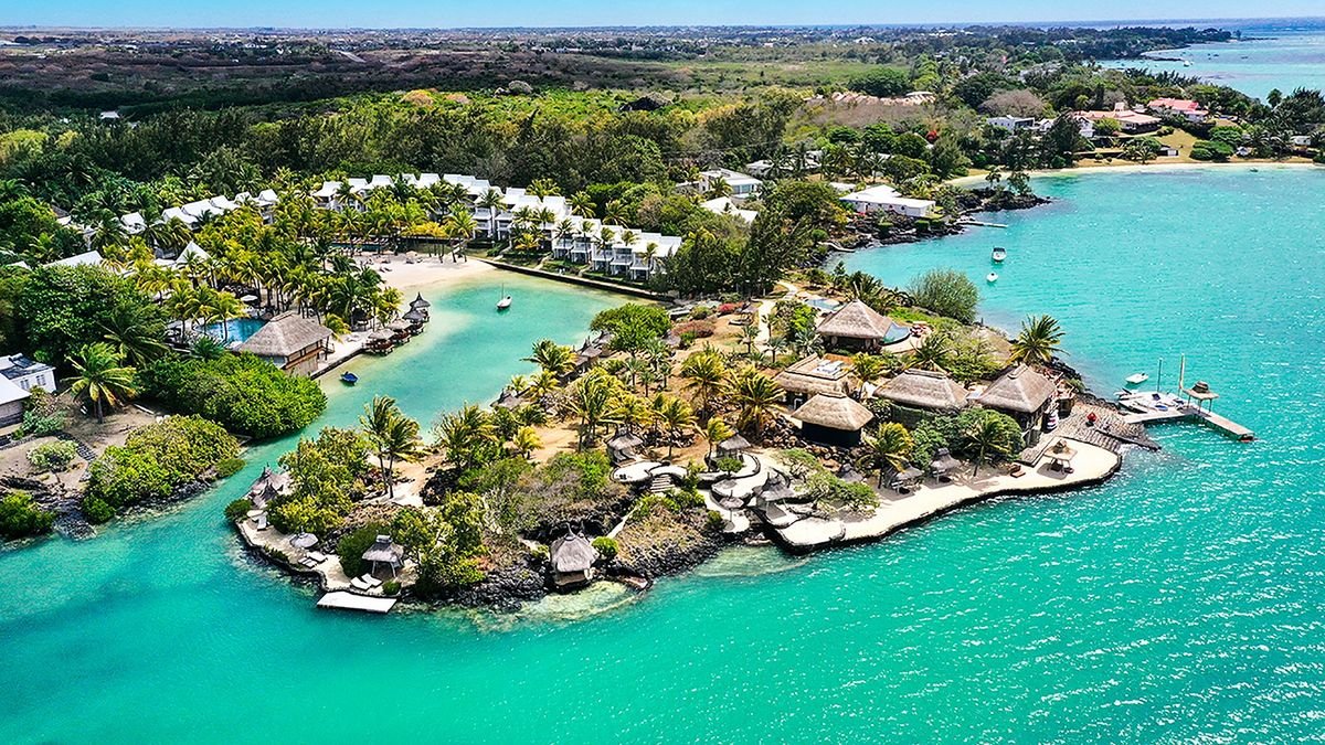 Paradise Cove Boutique